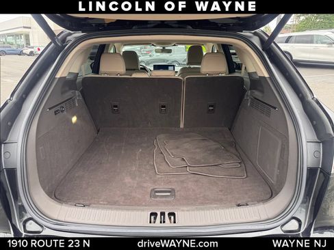 Certified 2022 Lincoln Nautilus AWD w/ Premium Package image 7