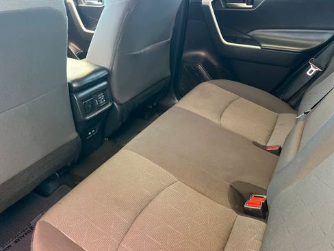 Used 2023 Toyota RAV4 XLE FWD image 5