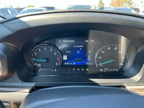 Used 2020 Ford Explorer Limited image 19