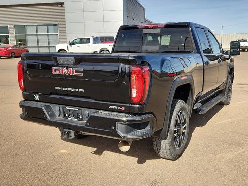 Used 2023 GMC Sierra 2500 AT4 w/ AT4 Premium Plus Package image 4