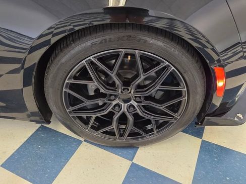 Used 2021 Chevrolet Camaro LT w/ RS Package RWD image 10