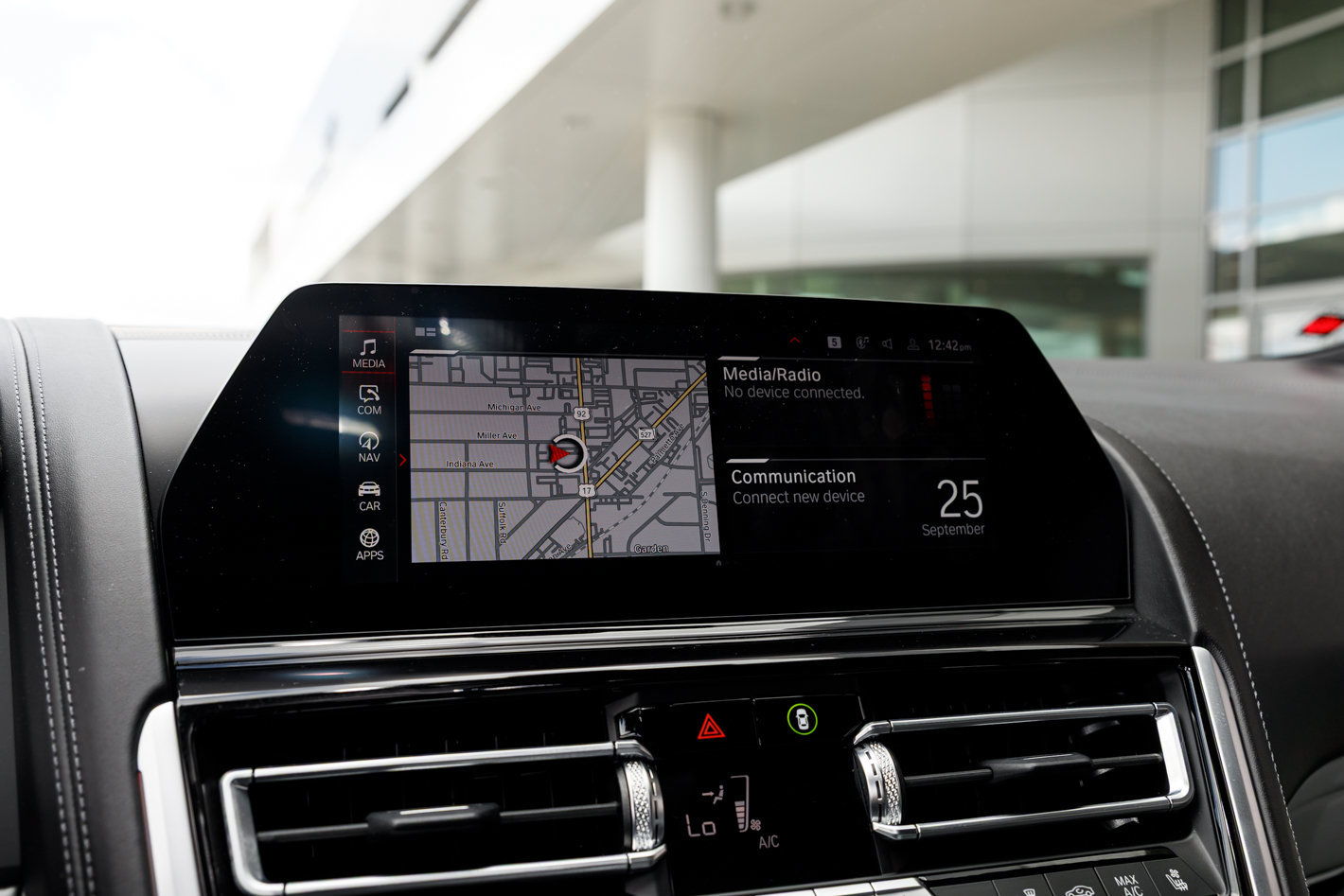 Used 2022 BMW M8 Competition AWD/4WD image 28
