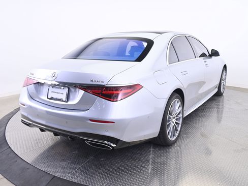 Used 2023 Mercedes-Benz S 580 4MATIC Sedan image 7