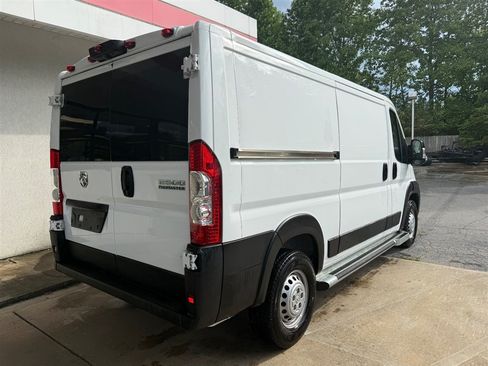 Used 2025 RAM ProMaster 2500 w/ U-Haul Equipment Group FWD image 3