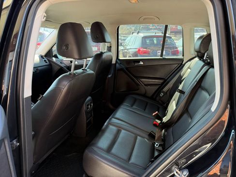 Used 2016 Volkswagen Tiguan S FWD image 13