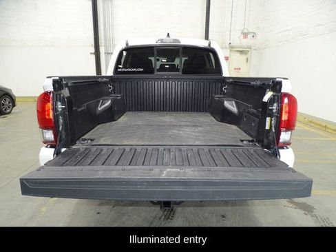 Used 2023 Toyota Tacoma SR image 11