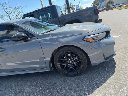 Used 2025 Honda Civic Sport image 5