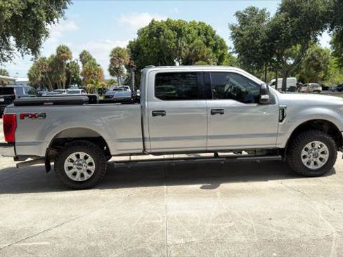 Used 2022 Ford F250 XLT w/ XLT Value Package AWD/4WD image 9