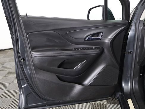 Used 2018 Buick Encore Preferred image 17