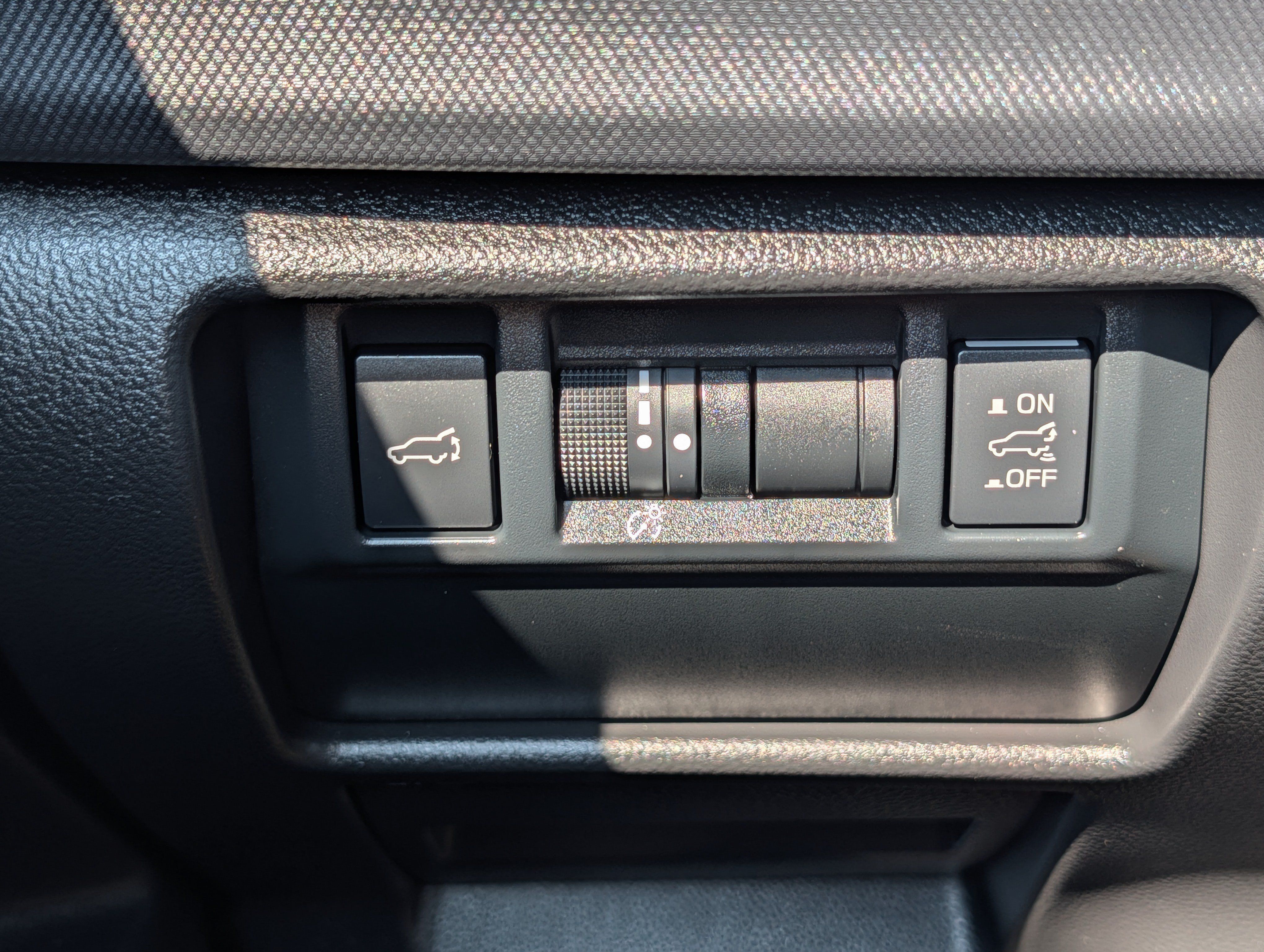 Certified 2025 Subaru Forester Premium AWD/4WD image 26