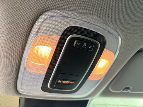 Used 2024 Hyundai Elantra SE FWD image 23