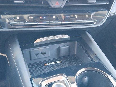 New 2025 Buick Envision Preferred image 14