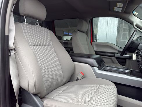 Certified 2019 Ford F150 XLT w/ Equipment Group 302A Luxury AWD/4WD image 33