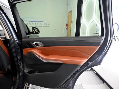 Used 2019 BMW X7 xDrive40i image 37