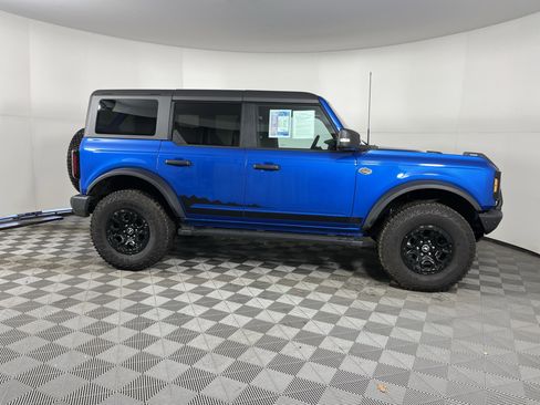 Used 2024 Ford Bronco Wildtrak image 6