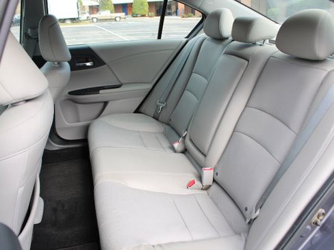 Used 2016 Honda Accord EX-L image 16