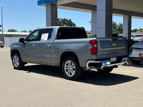 Used 2024 Chevrolet Silverado 1500 LTZ w/ LTZ Premium Package AWD/4WD image 5