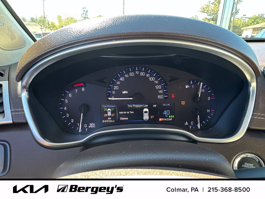 Used 2015 Cadillac SRX Luxury w/ Driver Awareness Package FWD image 18