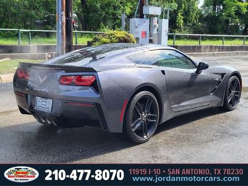 Used 2014 Chevrolet Corvette Stingray Coupe RWD image 5