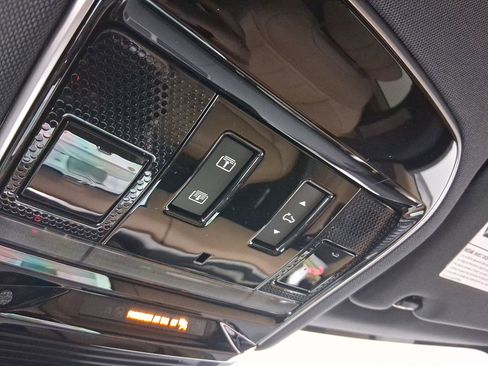 New 2026 Land Rover Range Rover Sport SE image 27