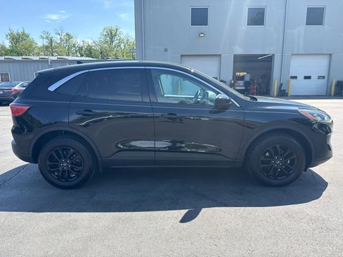 Used 2020 Ford Escape SE AWD/4WD image 2