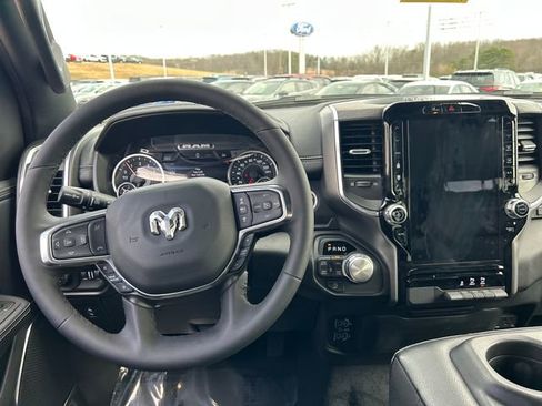 Used 2025 RAM 1500 Laramie image 10