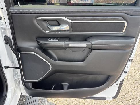 Used 2023 RAM 1500 Laramie AWD/4WD image 16