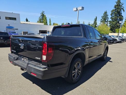 Used 2017 Honda Ridgeline Sport image 7