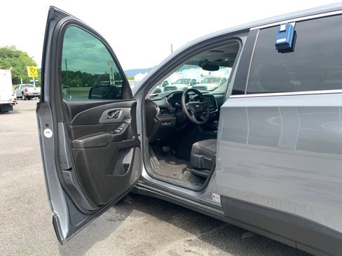 Used 2020 Chevrolet Traverse LS AWD/4WD image 7