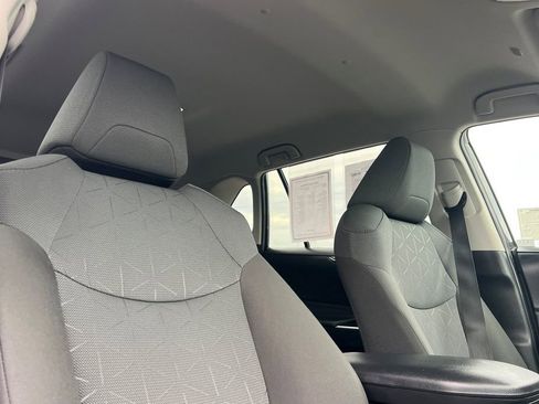 Used 2024 Toyota RAV4 XLE image 17