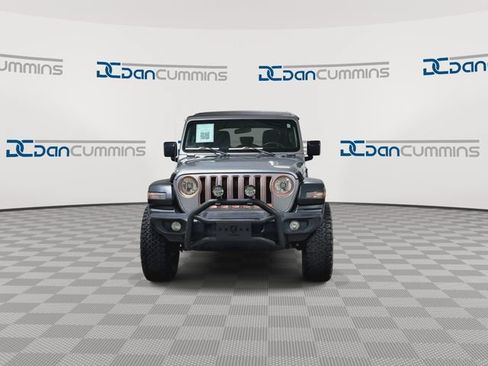 Used 2018 Jeep Wrangler Unlimited Sport S AWD/4WD image 3