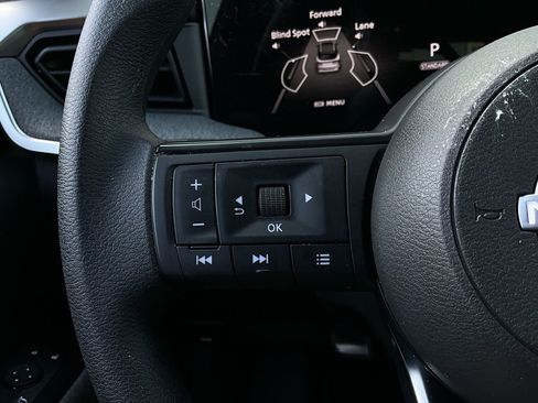 Used 2025 Nissan Kicks SV image 30