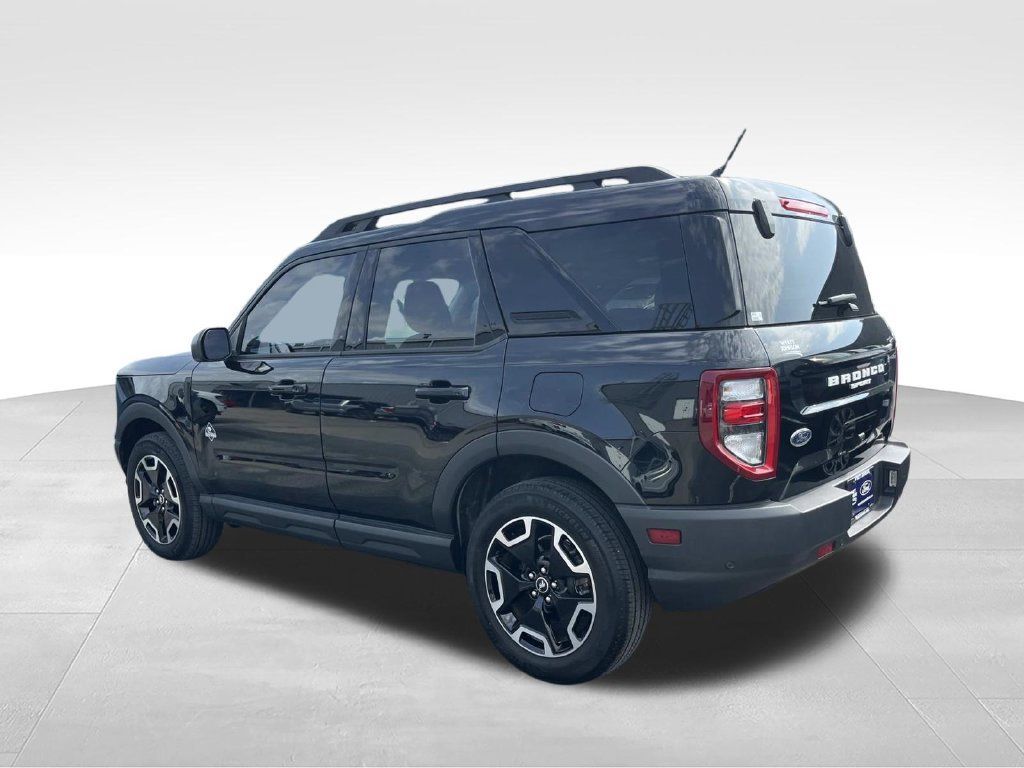 Certified 2023 Ford Bronco Sport Outer Banks w/ Tech Package AWD/4WD image 8