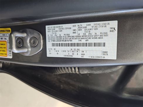 Used 2024 Ford Escape Active w/ Cold Weather Package image 35