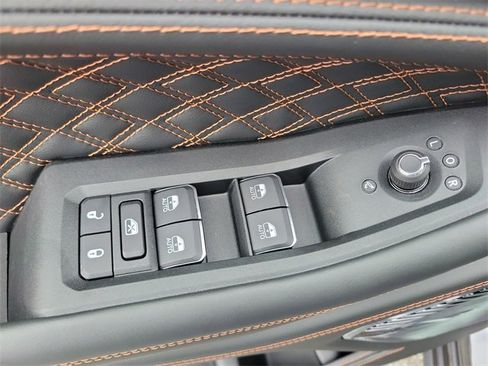 New 2025 Jeep Grand Cherokee L Summit image 22