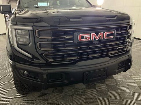 Used 2024 GMC Sierra 1500 AT4X AWD/4WD image 10
