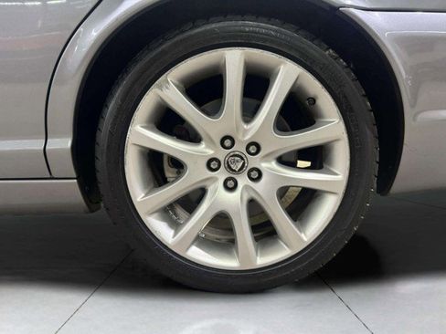 Used 2008 Jaguar XJ8 RWD image 47