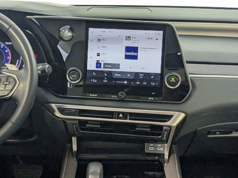 Used 2024 Lexus RX 350 FWD w/ Technology Package image 41