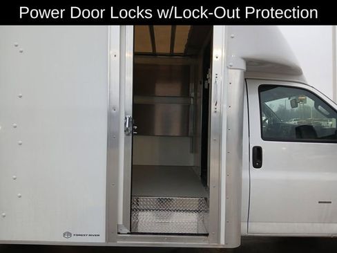 New 2025 GMC Savana 3500 Extended w/ Power Convenience Package image 11