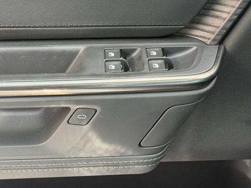 Used 2025 Rivian R1S Adventure AWD/4WD image 26