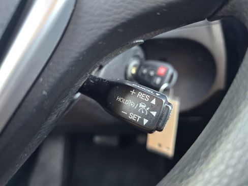 Used 2019 Toyota Corolla LE FWD image 24