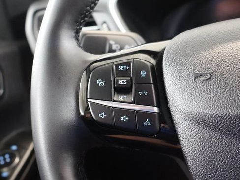Used 2025 Ford Escape Platinum AWD/4WD image 18