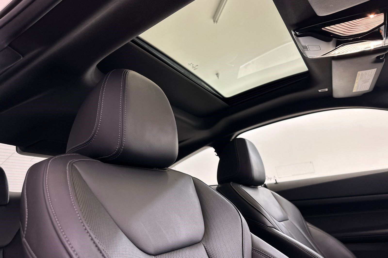 Used 2022 BMW 430i Coupe w/ Convenience Package RWD image 24