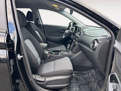Certified 2021 Hyundai Kona SEL w/ Cargo Package image 10