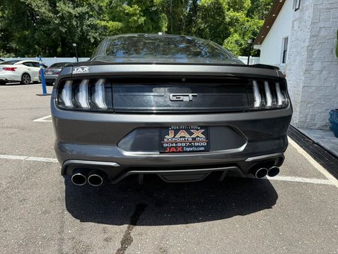 Used 2019 Ford Mustang GT RWD image 4