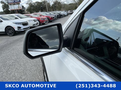 Used 2019 GMC Acadia SLE image 10