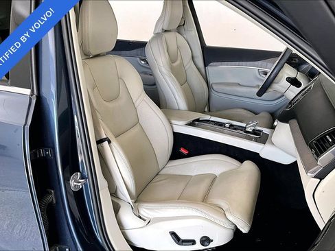 Certified 2023 Volvo XC90 B6 Ultimate AWD/4WD image 8