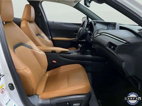 Used 2019 Lexus UX 250h w/ Premium Package image 71