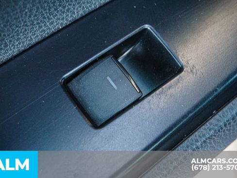 Used 2025 Toyota Camry SE image 51