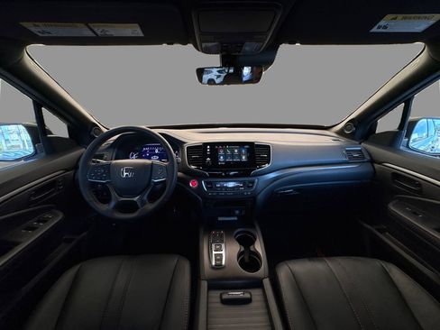 Used 2023 Honda Passport TrailSport image 20